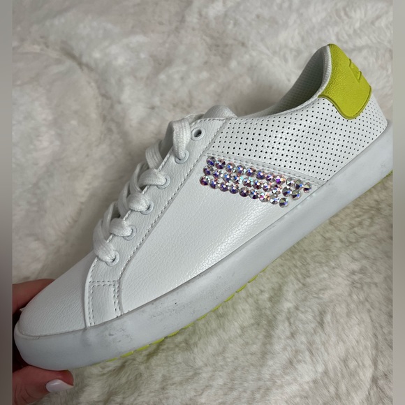 NWOT Nautica Sneakers - Picture 9 of 14